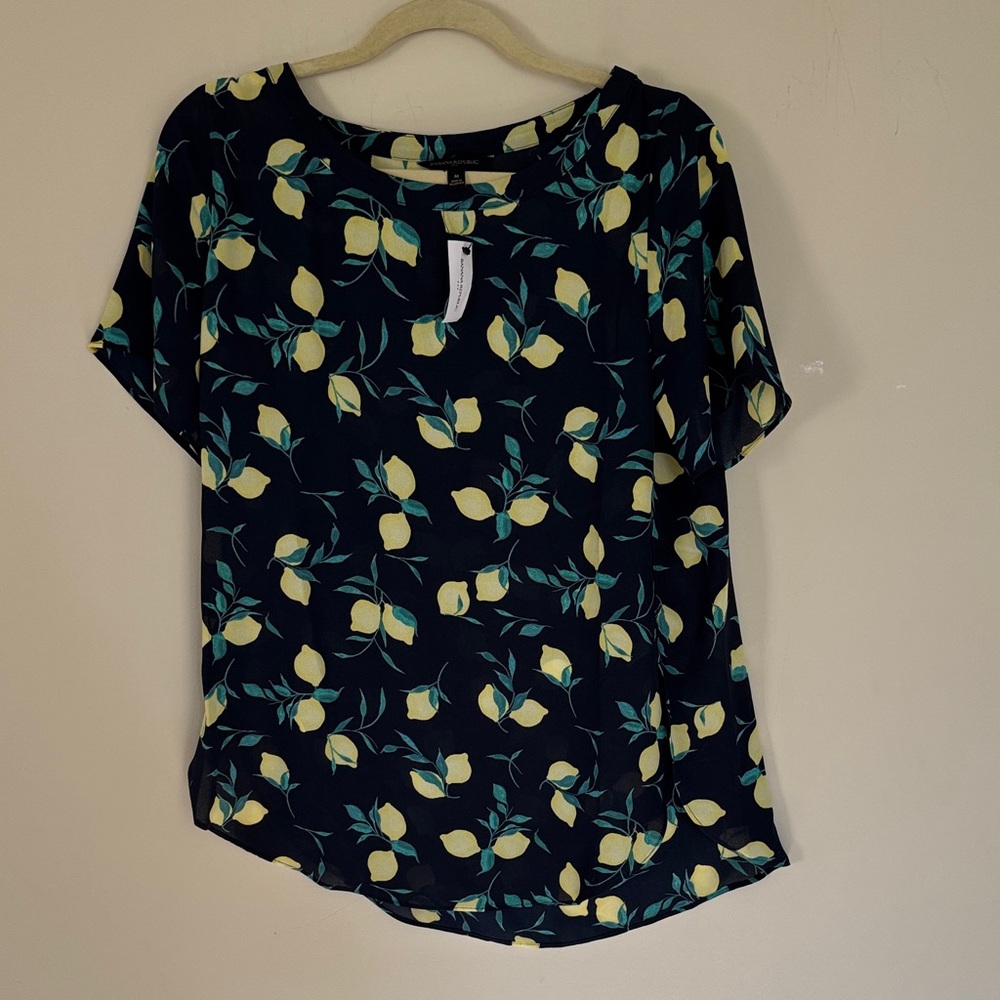 New Banana Republic Factory Navy Lemon Print Blouse